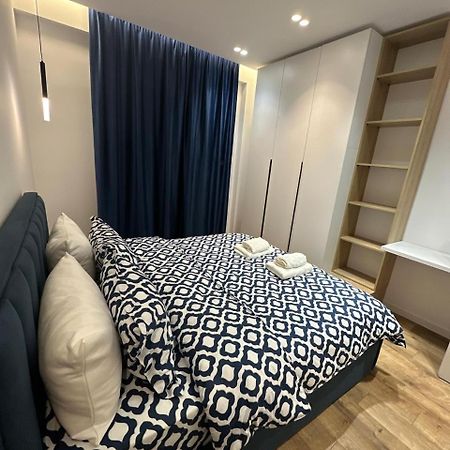 טיראנה Erinda'S Apartment מראה חיצוני תמונה