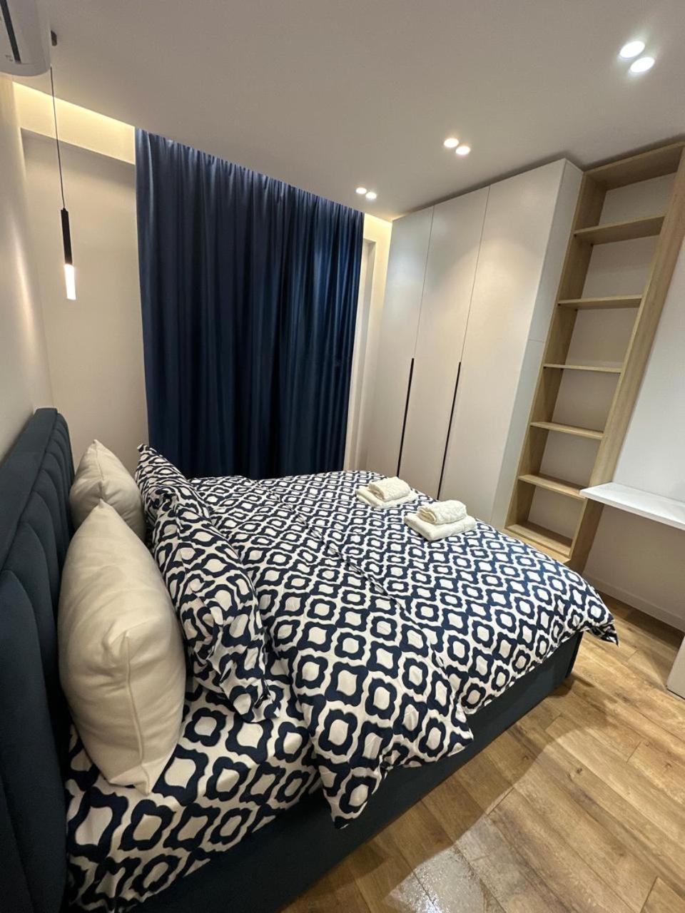 טיראנה Erinda'S Apartment מראה חיצוני תמונה