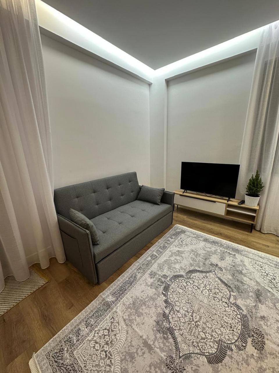 טיראנה Erinda'S Apartment מראה חיצוני תמונה